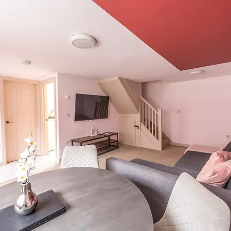 Cosy Medway With Free Parking By Prescott Apartments Bristol Exterior photo