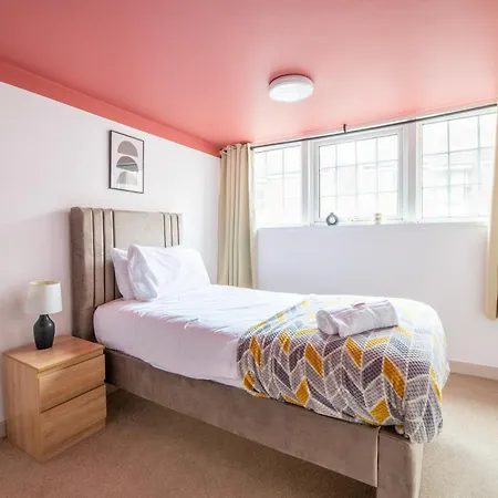 Cosy Medway With Free Parking By Prescott Apartments Bristol Exterior photo