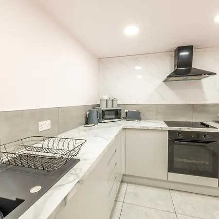 Cosy Medway With Free Parking By Prescott Apartments Bristol Exterior photo