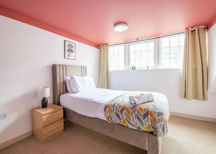 Cosy Medway With Free Parking By Prescott Apartments